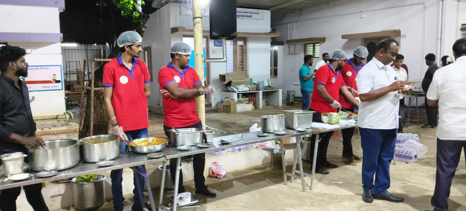 Catering buffet arrangement for Christmas celebration function